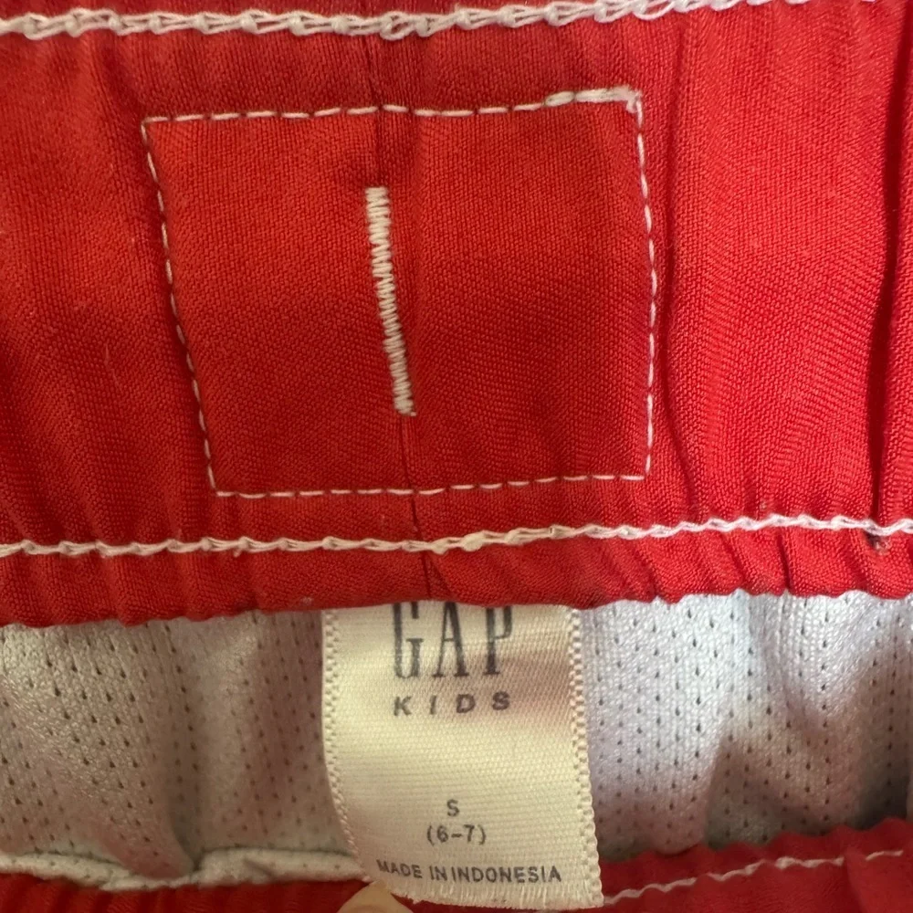 GAP Kids Boys Swim Trunks Color Block Size Small 6-7